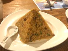 扬州炒饭-彩蝶谷美食廊·粤式经典南番顺·铁板烧烤泰风味(广州长隆酒店)