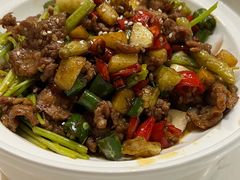 小炒黄牛肉-巧可爱活鱼鲜牛肉私房菜(财富中心店)