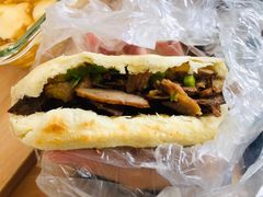 火烧夹肉-老北京豆汁店