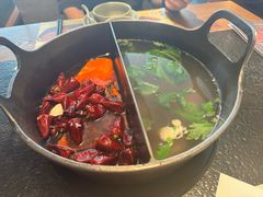草本鸳鸯锅-盡膳口福跷脚牛肉火锅(晶耀前滩店)