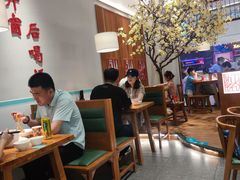 大堂-诚铭记·虾仁汤包·成都小吃(融创店)
