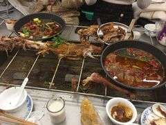 -去吃小龙虾·江湖菜·烧烤(南滨路店)