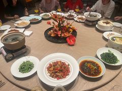 -艳阳天·非遗楚菜(武汉客厅店)