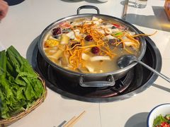-川味记忆野菌牦牛肉汤锅(泸定店)