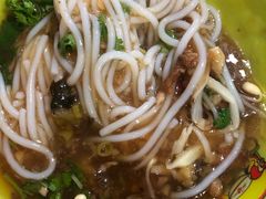 抱罗粉-胡仕光陵水酸粉