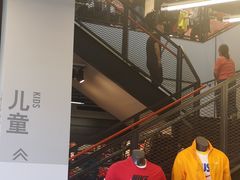 -NIKE上海青浦优选体验店