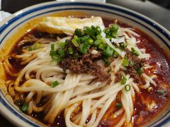 招牌传统麻辣面-聚合鑫东北熏酱熟食麻辣面(长阳店)