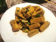 湿润爆汁-还是那家•秘制活鱼现烤•香辣美蛙(独墅湖邻里中心店)