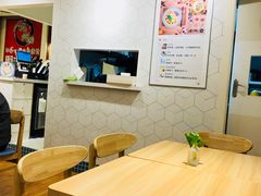 大堂-轻蔬不用等·素食(江苏路店)