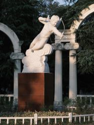-玄武湖景区-情侣园游乐场