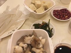 -一席地·本地鸡窝·杭帮鸡火锅(萧山银隆百货店)