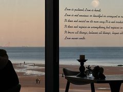 -青岛朗艺美术馆·海景咖啡