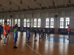 -育华篮球培训(新华路校区)