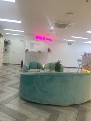 -米娜护肤造型