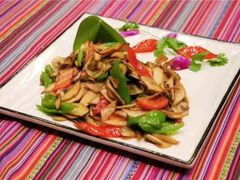 -香巴拉云南餐厅(华莱坞店)