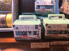 -良友书坊(安徽路店)