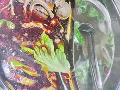 -乡土黄·鲜牛肉火锅·小龙虾(兴业街店)