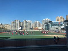 -崂山区第二实验小学