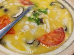 -兔行天下-鸿鹤鲜锅兔(中海国际店)