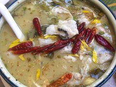 大树酸菜鱼-大树餐厅(红旗街万达店)