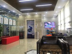 -茂菊口腔连锁(浦东南路店)
