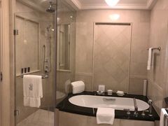 -广州富力丽思卡尔顿酒店