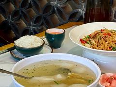 玉米萝卜汤-饕然·民间川菜(龙泉店)
