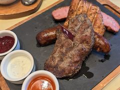 俄式烤肉拼盘-秋林西餐厅