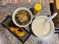 民国美龄粥-南京大牌档(香港广场店)