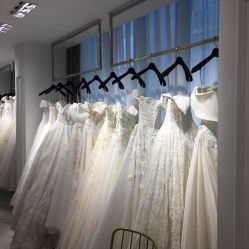 点击看大图 -GRACE KELLY婚纱与礼服(北京店)