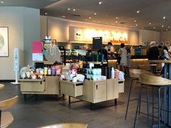 -星巴克臻选(嘉兴海宁银泰城店)