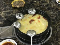 胡椒猪肚鸡-郑氏源味淼鑫猪肚鸡(江南富湾店)