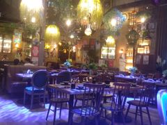 -临界音乐酒馆·小龙虾·江湖菜(华熙LIVE·鱼洞店)