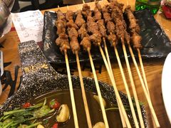 -鲁小三·大骨自助(金山总店)