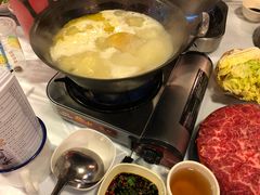 -鲜入围煮花胶鸡海鲜火锅