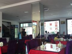 大堂-北京龙庆四季香农家饭庄·灶台鱼·碳烤虹鳟鱼(龙庆峡店)