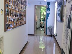 -维乐口腔(格林门诊长宁店)