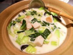 鱼汤煮时蔬-逸道(益丰·外滩源店)