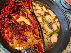 -鸿姐老火锅(疁城新天地店)