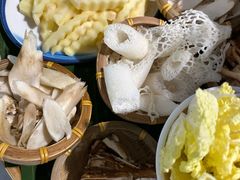 -菌彩云南野生菌火锅(万达广场店)