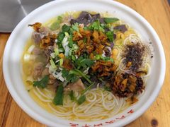 -文山荷鲜居(翠湖店)