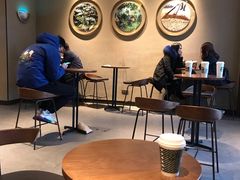 大堂-星巴克(宝山万达店)