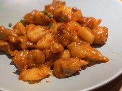 -蜜桃餐厅·伴山(湖滨商业街店)