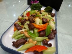 -鑫淼餐饮娱乐中心(江东街店)