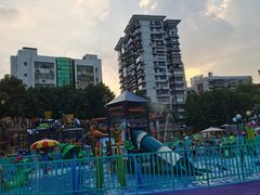 -武汉市青少年宫水上世界