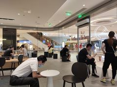 -喜茶(杭州滨江宝龙店)