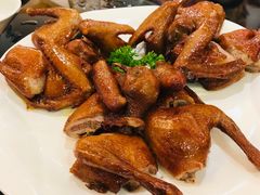 脆皮乳鸽-新南华大酒店(广中店)