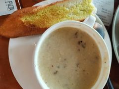 奶油蘑菇汤-TOM’S PIZZA汤姆餐厅(红旗店)