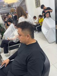 -乾健·烫染·接发SALON