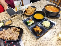 -真利味·脊骨火锅·正宗韩国料理(韩乐坊店)